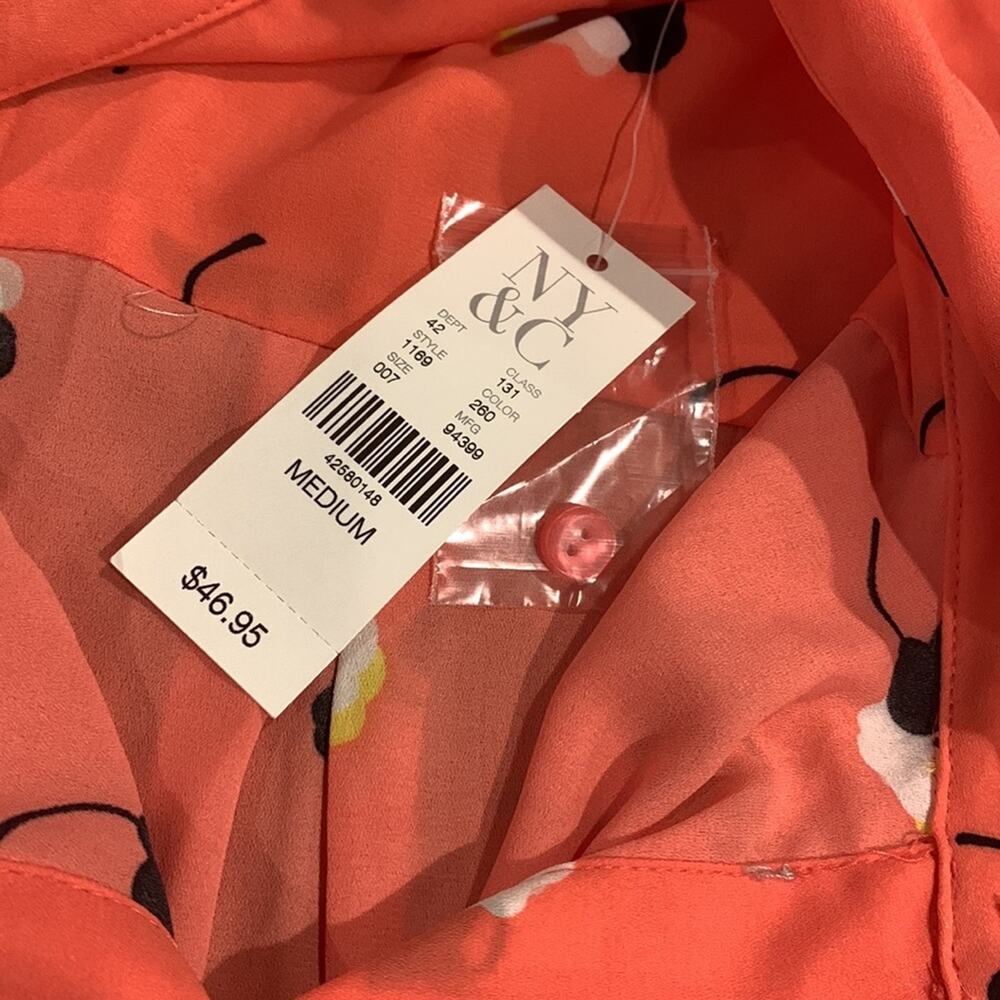 Nyc Printed Button-Up Nwt - image 7